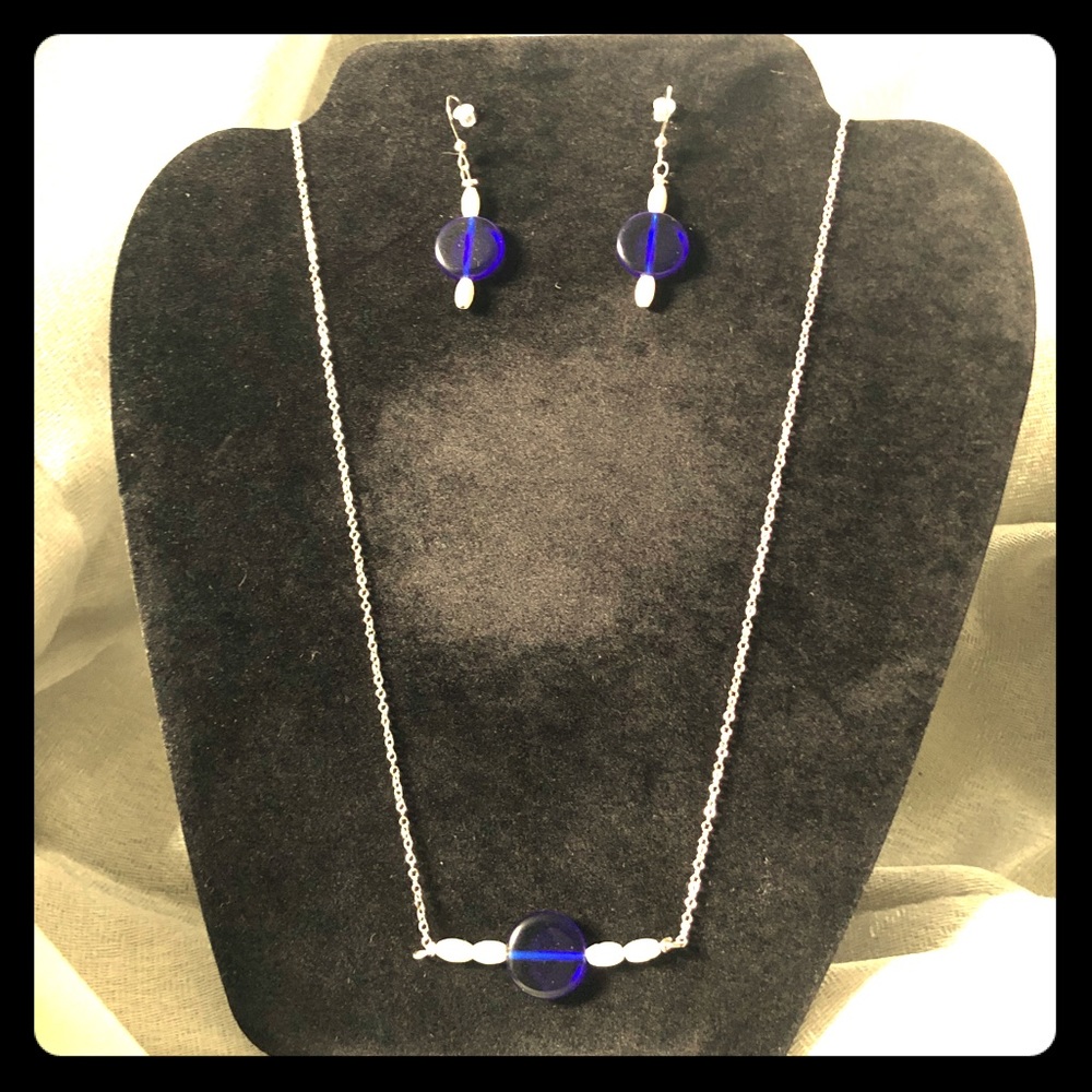 Minimalist Glass and Shell Set